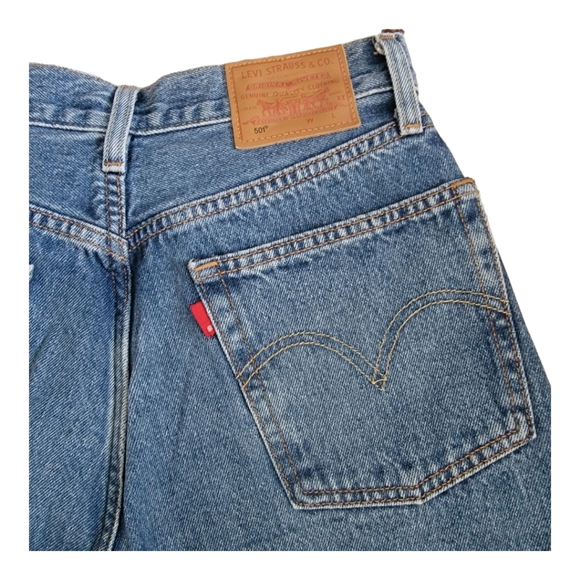 NWOT Levi's 501 Straight Leg High-rise Blue Jeans Size 26 100% Cotton - Picture 4 of 6